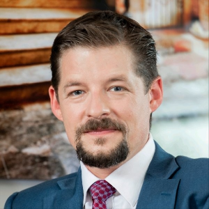 Professor Dr. Nico Rottke