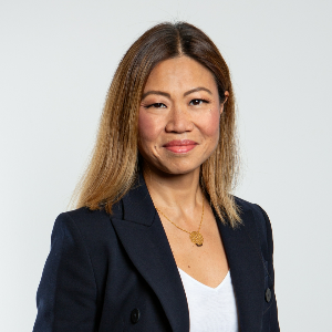 Lesley Chen Davison